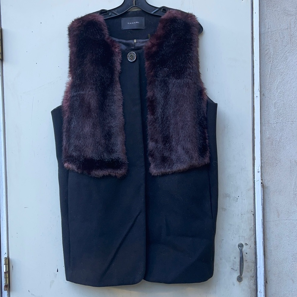 Tahari long vest with faux-fur front